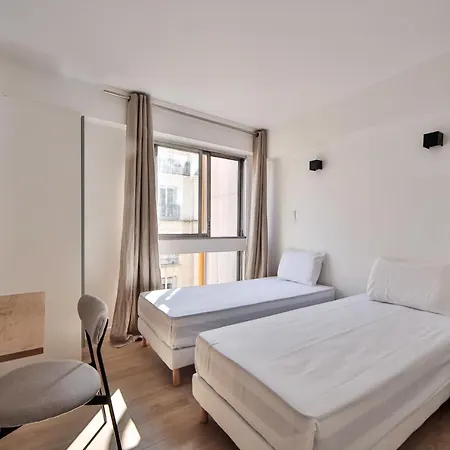 New Flat 8pers#canal St Martin#gare De L'est Апартаменты *